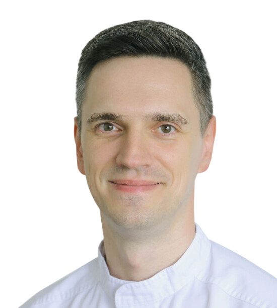 Врач Ушаков Николай Иванович 