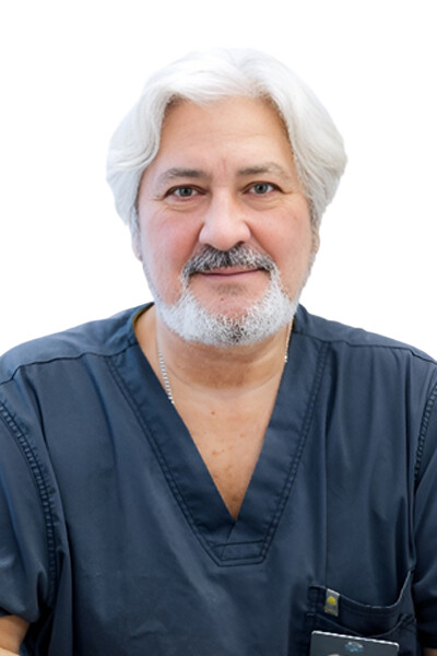 Врач Румянцев Николай Николаевич 