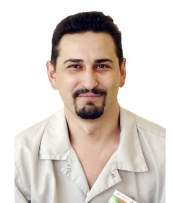 Врач Праулов Валерий Михайлович 