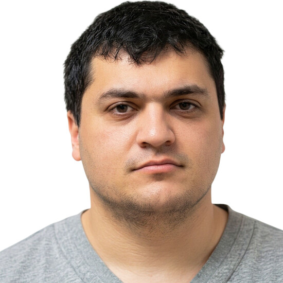 Врач Озманян Мико Мразович