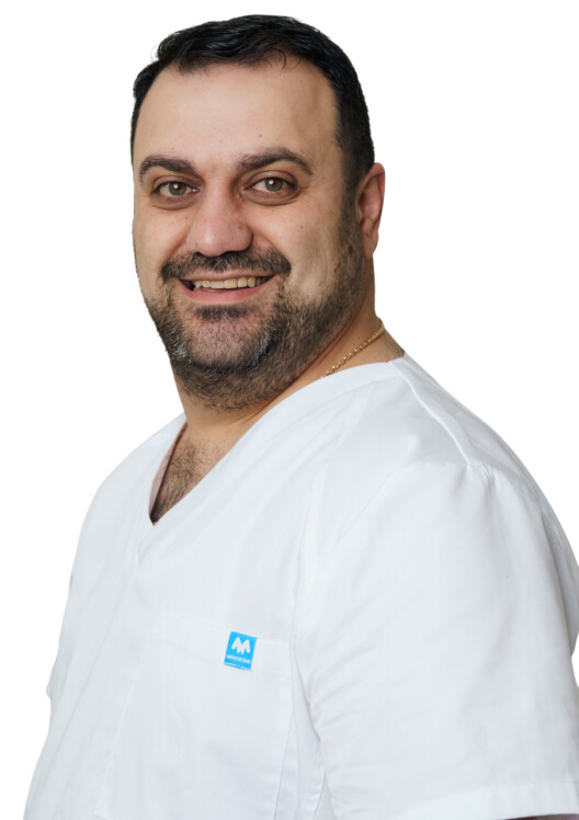 Врач Енгибарян Рафаэль Ваганович