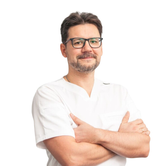 Врач Симонов Антон Борисович 