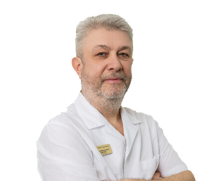 Врач Попович Павел Леонидович 