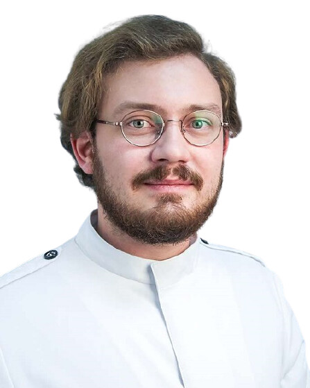 Врач Гурьянов Роберт Андреевич 